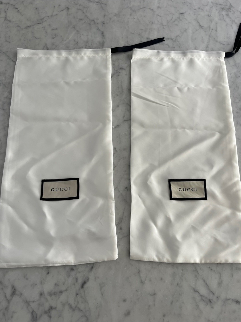 Gucci White Satin Drawstring Shoe Dust Bag set- New